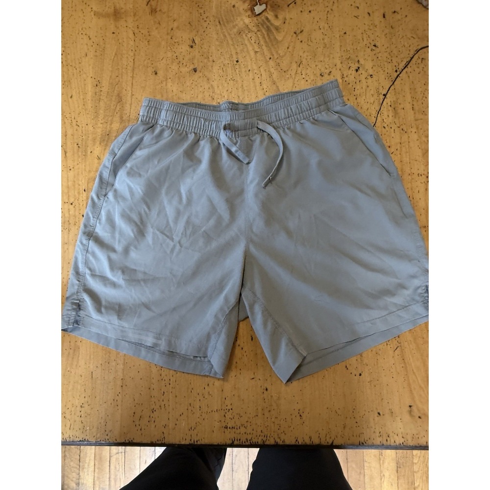 Bear Bottom‎ Athletic Shorts Men's Size Small Tan 5.5 Inseam Solid